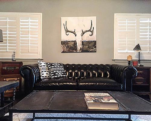 Customer image: HIggins Chesterfield sofa in black leather