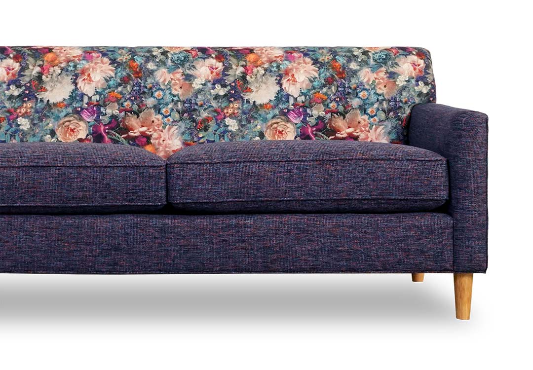 Sport sofa with floral print backrest