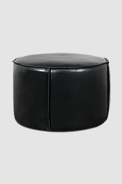 Rooster ottoman in Perspective Pitch Dark black leather
