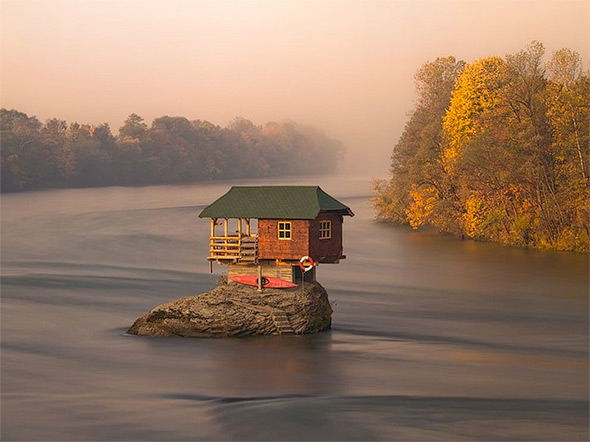 House on the rock of Drina River